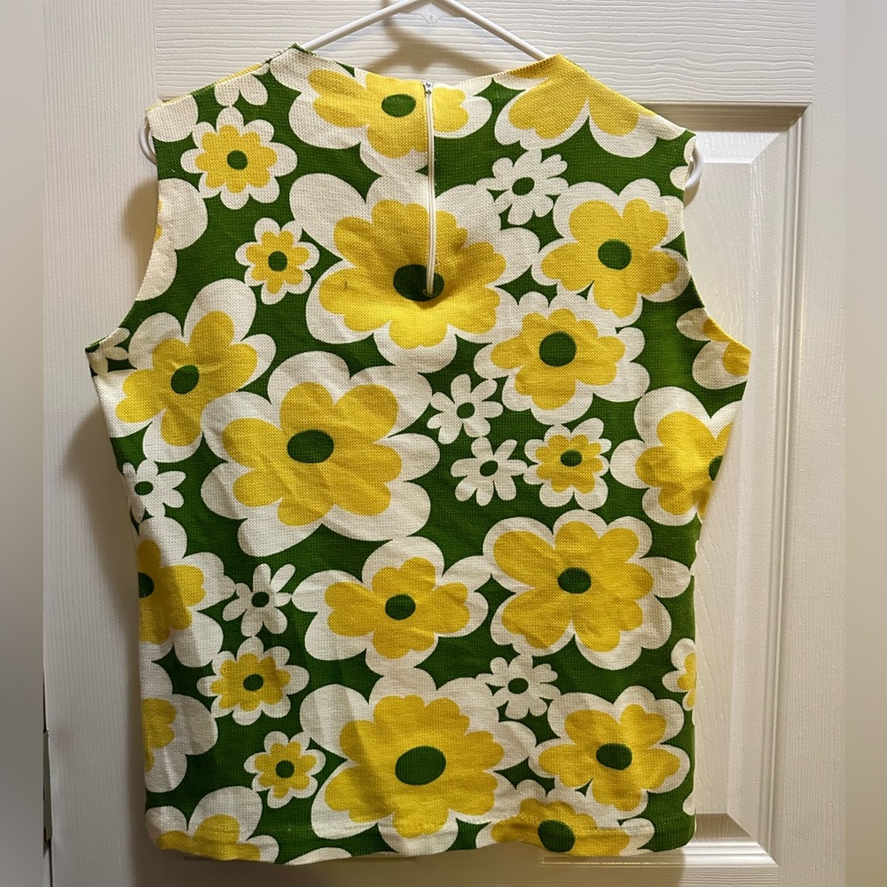 Vintage flower top - Picture 2 of 3